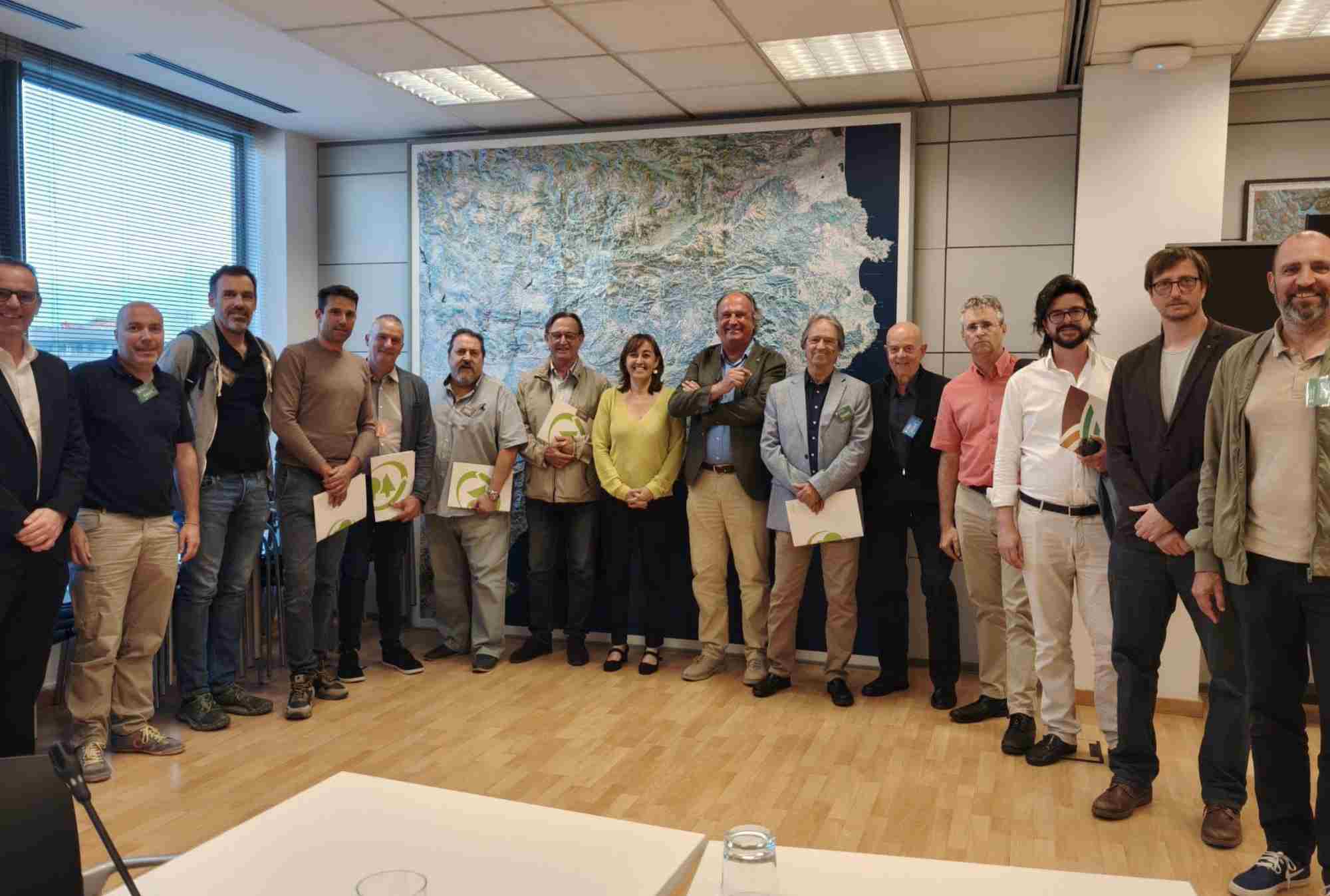 imatge de la reunió amb la consellera Sílvia Paneque